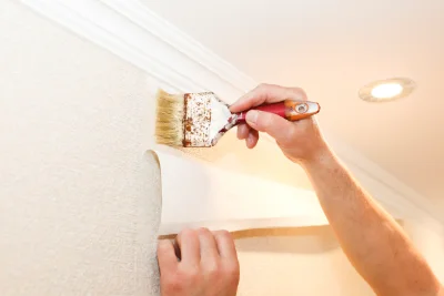 Pose de papier peint à Jourgnac — revêtements muraux et toiles de verre